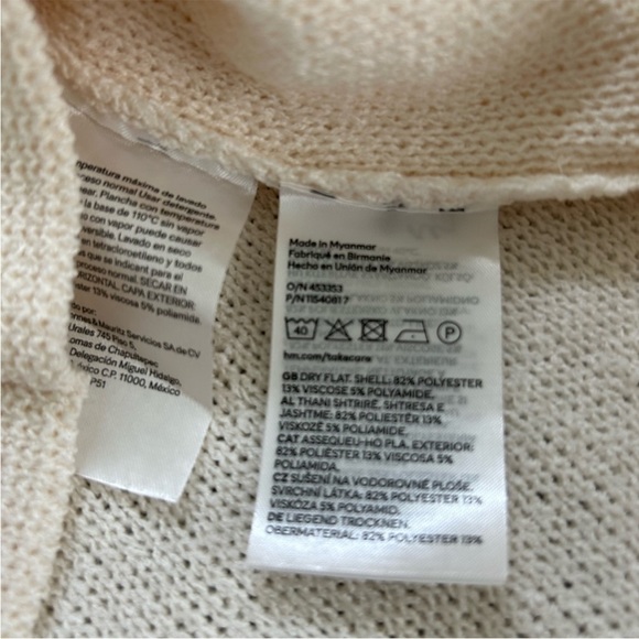 H&M womens cream colored sleeveless dress size medium NWOT - Picture 2 of 3